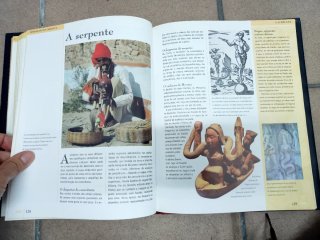 Livro Enigmas do Oriente - Signos e Símbolos, Deus
