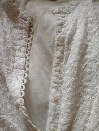 Blusa LOAVIES blanca bordada talla L
