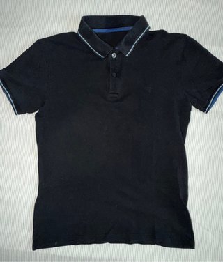 Polo negro hombre