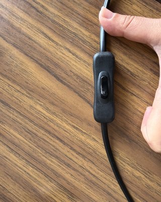 Lámpara de escritorio Ikea negra