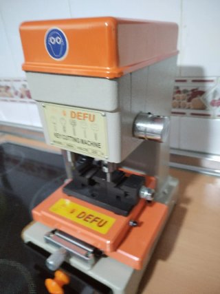 Máquina Duplicadora de Llaves
