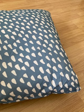 Cama para perro mediana estampada