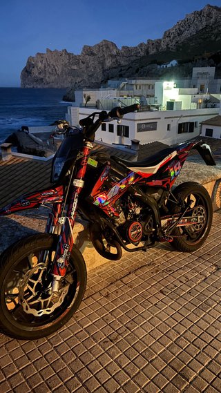 Piezas Rieju MRT 2023 Rojas
