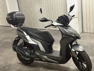 Scooter 125cc Negra/Gris Automátic