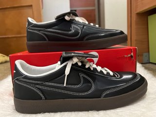 Zapatillas Nike Negras y Marrones