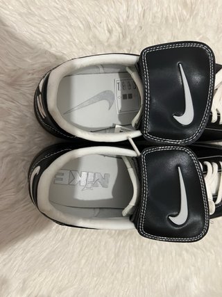 Zapatillas Nike Negras y Marrones
