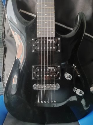Guitarra LTD + Amplificador Mooer