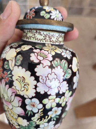 Jarrón cloisonné chino antiguo floral