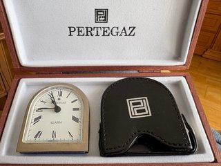 Reloj de sobremesa PERTEGAZ