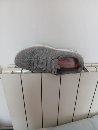 Deportivas Skechers grises