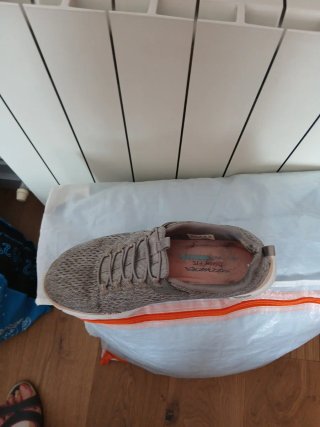 Deportivas Skechers grises