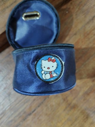 Hucha Hello Kitty azul con candado