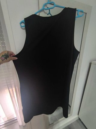 Vestido negro con estampado