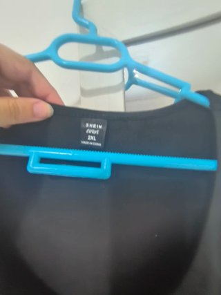 Vestido negro con estampado