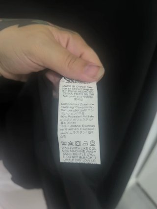 Vestido negro con estampado