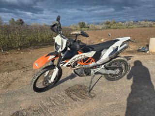 KTM 690 Enduro R Naranja/Blanca