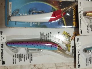 Señuelo pesca vintage depredador