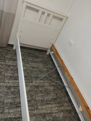 Cama individual blanca