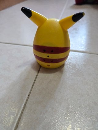 Pikachu parlante y luminoso sin cola 1997, funcion