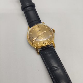 Reloj Ruso ZEM Bañado en Oro