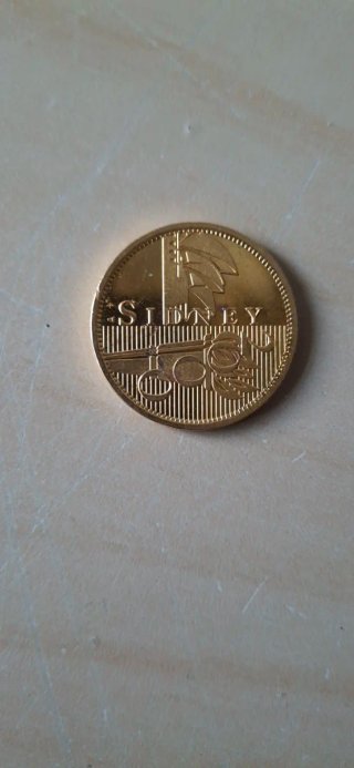 Moneda Sidney 2000 Bañada en Oro