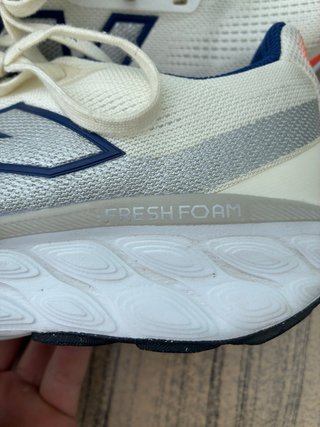 Zapatilla Running asfalt New Balance Fresh Foam V9