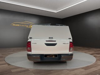 Toyota Hilux 2.4 D-4D Cabina Doble GX