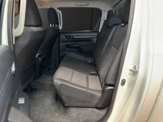 Toyota Hilux 2.4 D-4D Cabina Doble GX