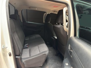 Toyota Hilux 2.4 D-4D Cabina Doble GX