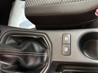 Toyota Hilux 2.4 D-4D Cabina Doble GX