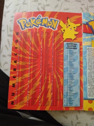 Álbum Pokémon Merlin Collections Casi Completo