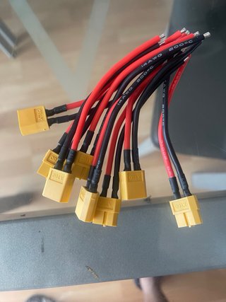 4 conectores XT60 para batería