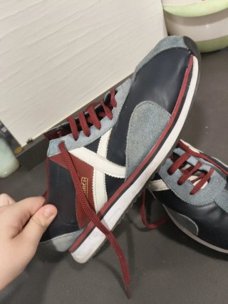 Zapatillas Munich Azul y Rojo