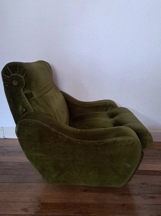 Urge. Butaca vintage terciopelo verde años 60