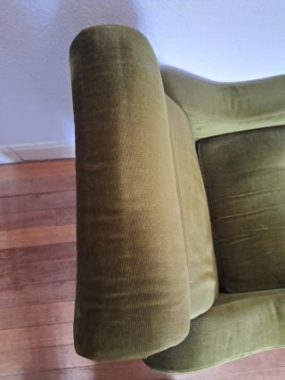 Urge. Butaca vintage terciopelo verde años 60