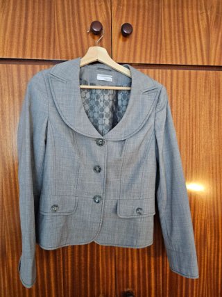 Traje de falda gris de algodón