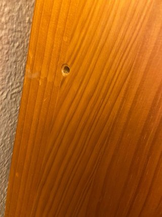 Estantería de madera natural