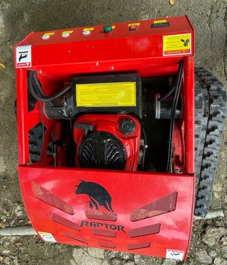 Robot desbrozador Raptor VT900