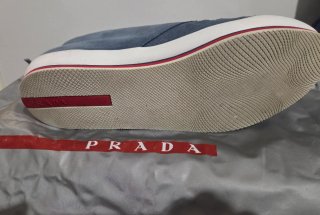 Sneakers Prada blu scamosciate