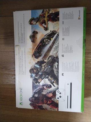 Xbox One S 500GB + 2 mandos + Caja