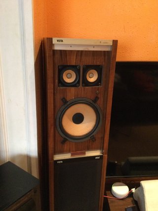 Altavoces Vieta B2200C