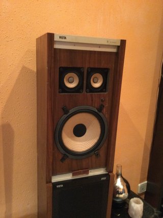Altavoces Vieta B2200C