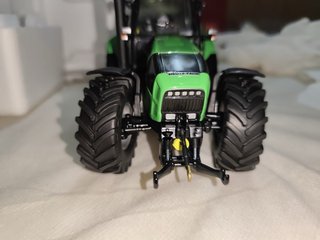 Deutz-Fahr Agrotron TTV 630 Tractor