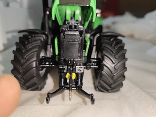 Deutz-Fahr Agrotron TTV 630 Tractor