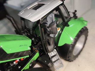 Deutz-Fahr Agrotron TTV 630 Tractor