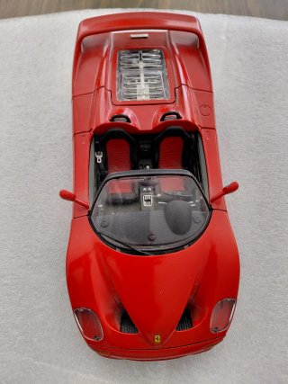 Maqueta Ferrari Roja F50 Marca Bburago
