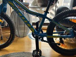 Bici Scott Scale JR 20 Azul/Amarillo