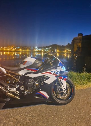 BMW S1000RR