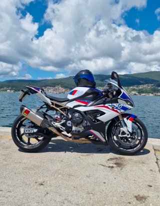 BMW S1000RR