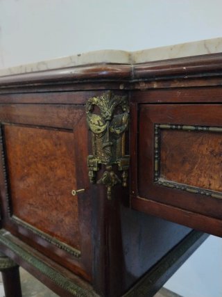 Tocador antiguo mármol y madera